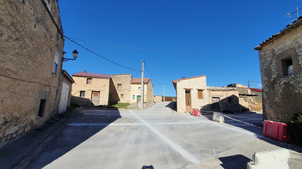 Pavimentación de varios tramos de calles en Oquillas (Burgos)