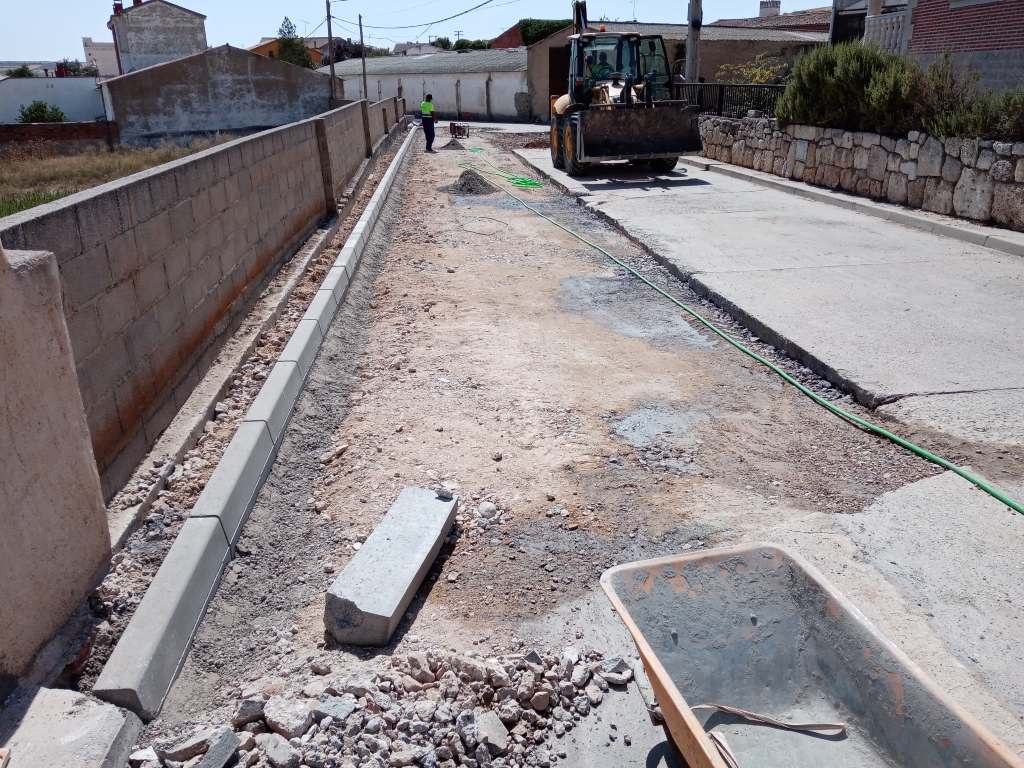 Renovación de tramo de pavimento en la calle San Sebastián de Torresandino (Burgos)