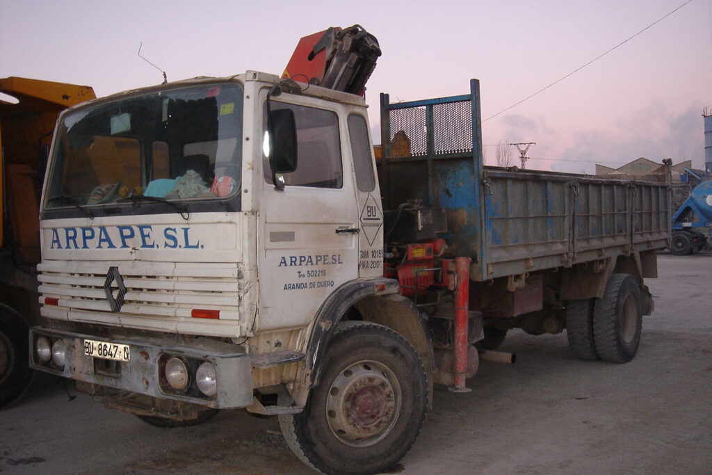 camion grua basculante 2 ejes renault dg-230-20